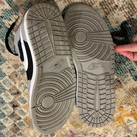 Nike Air Jordan 1 mid SE elephant men’s 10 - Picture 3 of 6